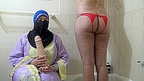 مصرية بتخون جوزها بترسل فيديوهات لجرها كلام مصري Arab Wife With Indian Cuckold Husband
